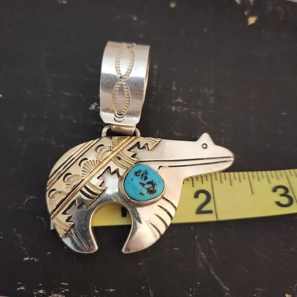 Vintage Tommy Singer signed Bear Pendant Kingman turquoise Navajo US made